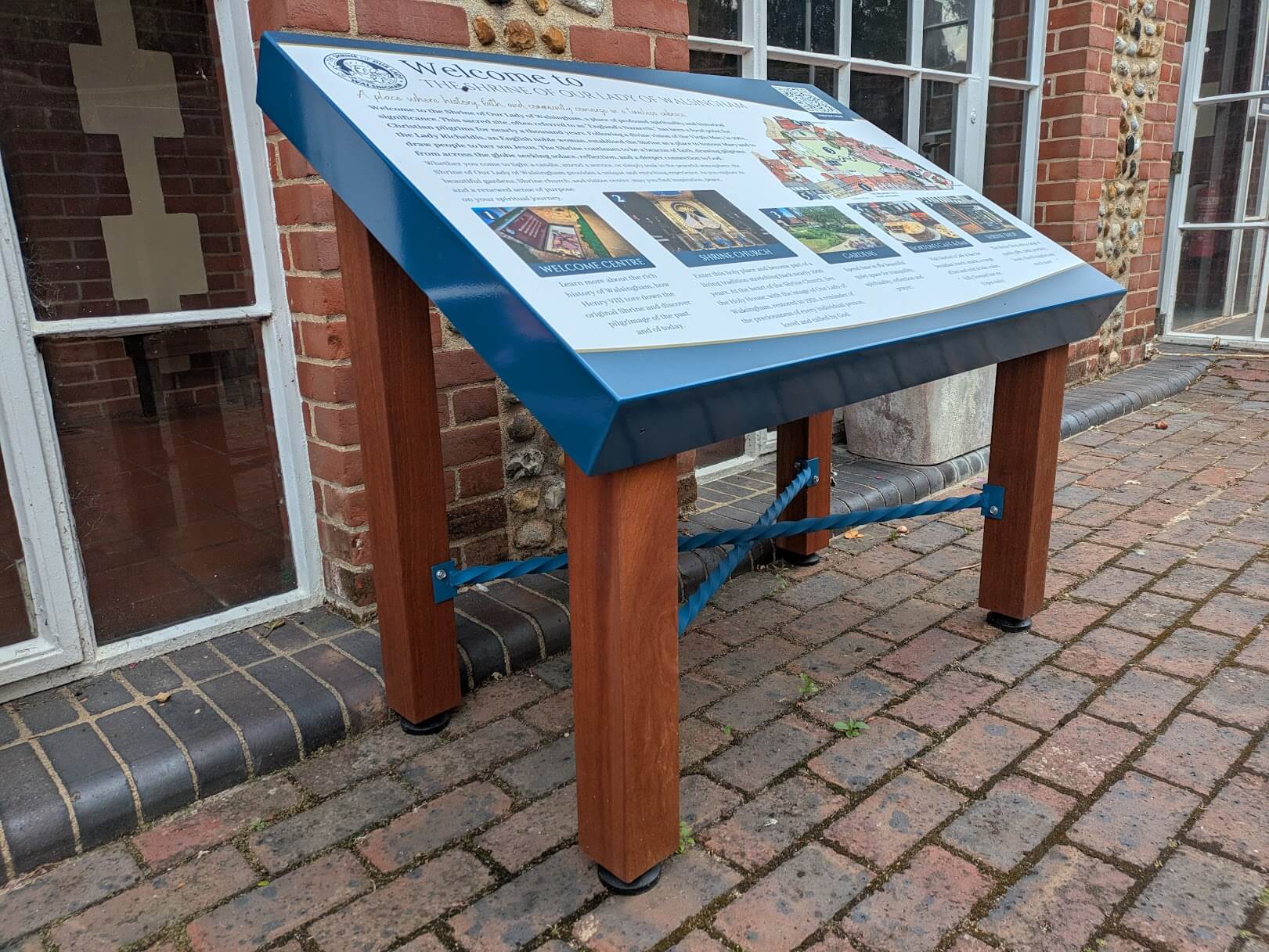 Soanes Signs of Norwich - Pavement & Street Signs - Work Example 19